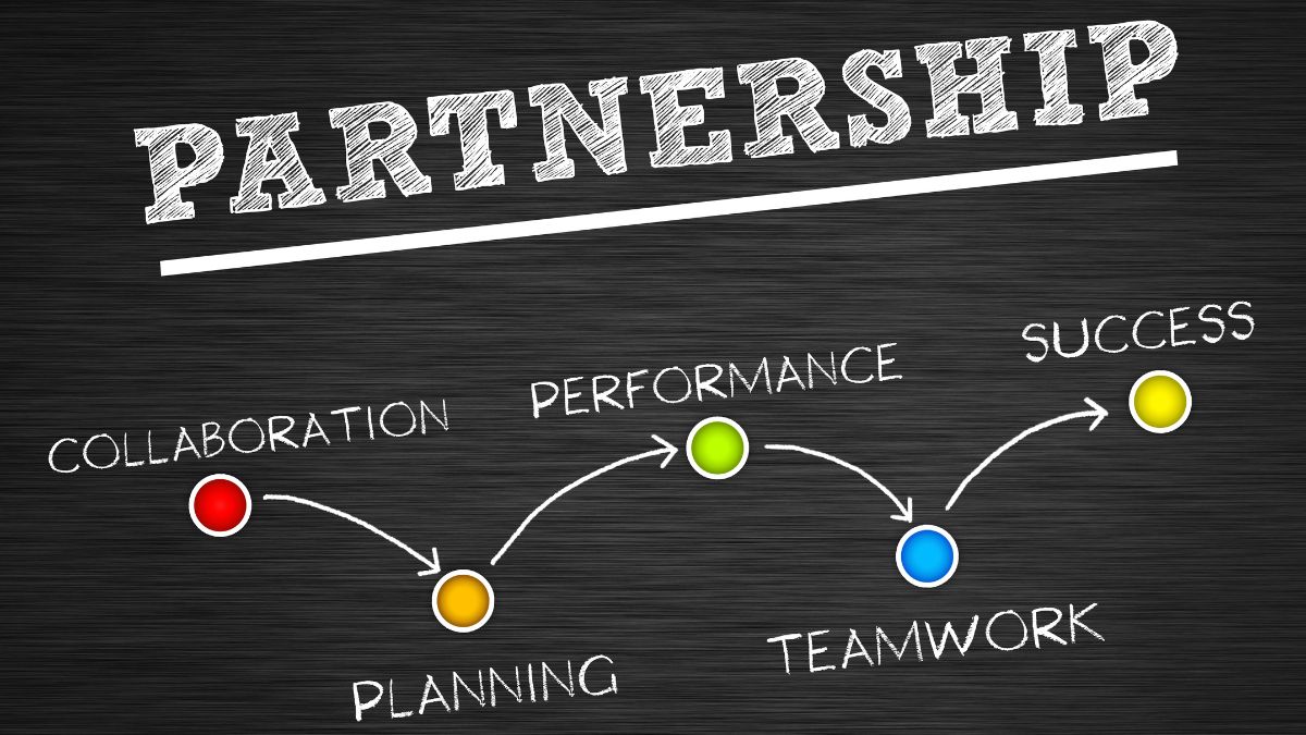 partnership_to_maximize_your_marketing_budget.jpg